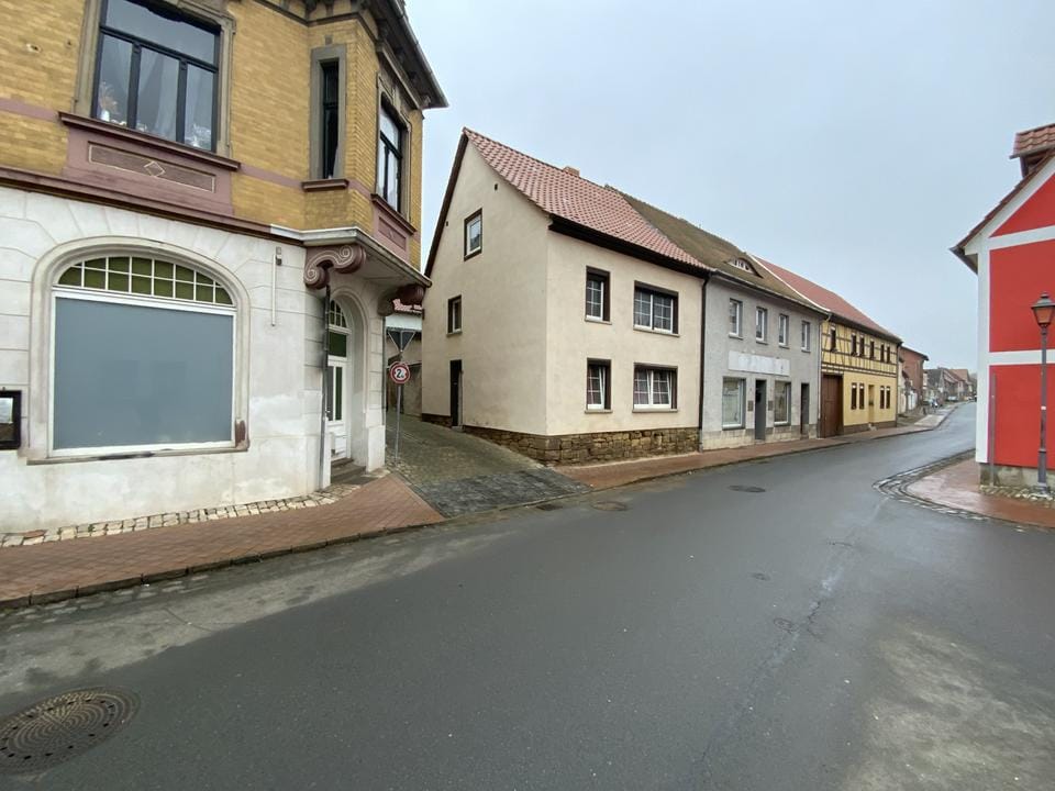 Immobilie in Roßleben-Wiehe - Pflegeleichtes Grundstück im Zentrum der Stadt - Bild 0