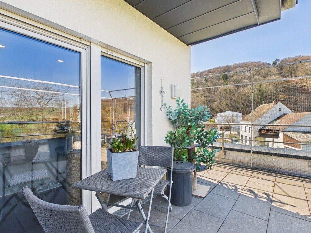 Immobilie in Lahr - Herrliches Penthouse in ruhigerer Lage mit Blick ins Grüne! L - Vianden nur 16min! - Bild 2