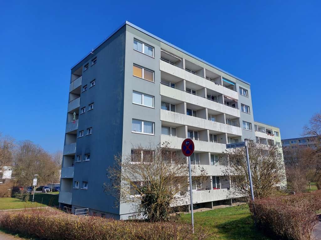Immobilie in Rosdorf - Rosdorf: Attraktive Kapitalanlage: Vermietete 2-Zim.-Whg., oberste Etage – herrlicher Ausblick - Bild 0