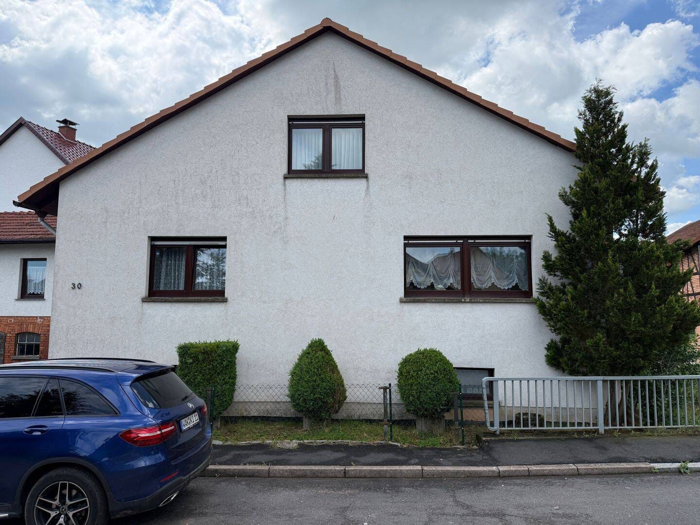 Immobilie in Bad Salzungen - Einfamilienhaus in ländlicher Lage  - Bild 0