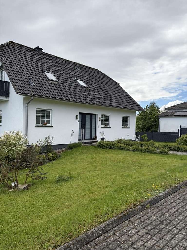 Immobilie in Steinebach an der Wied - Modernes Wohnen in excellenter Lage - Bild 0