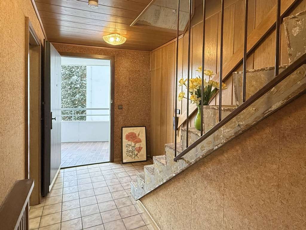 Immobilie in Esslingen am Neckar - Wir renovieren uns das eigene Nest ! 3- Zimmer-Maisonette-Wohnung in ruhiger, naturnaher Lage - Bild 4