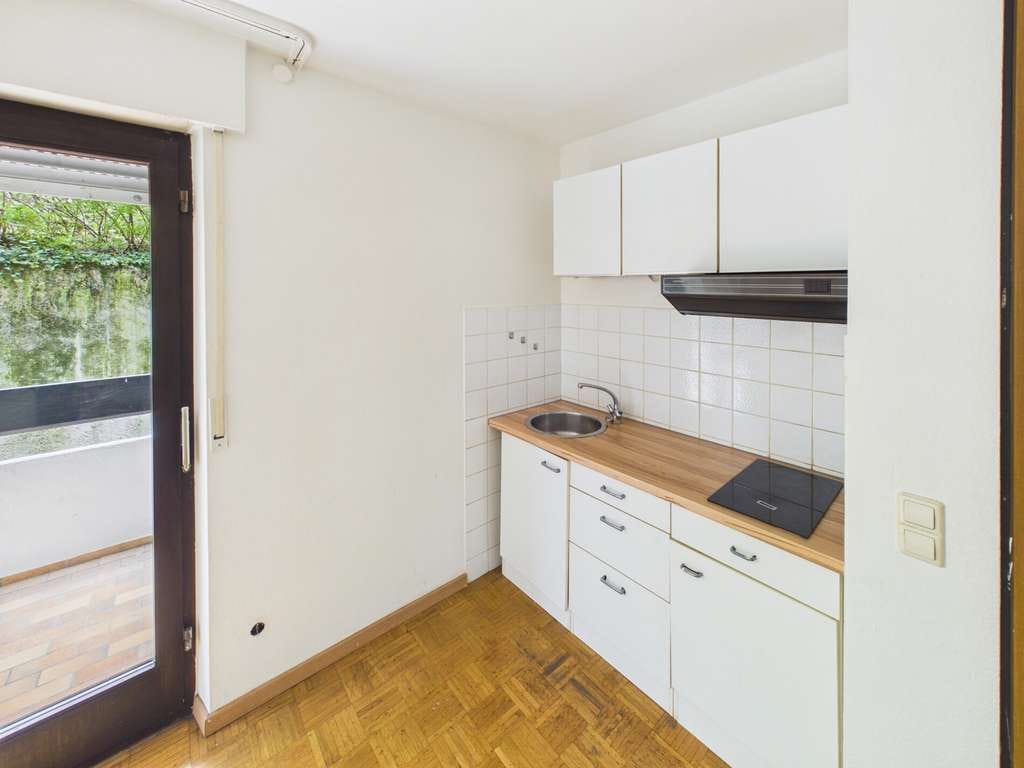 Immobilie in Stuttgart - Etagenwohnung mit Balkon & Garage - Bild 3