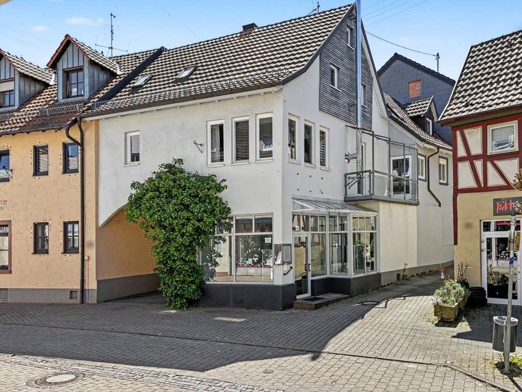 Immobilie in Külsheim - Charmantes Haus mit Laden und Wohnung - mitten in Külsheim - Bild 0