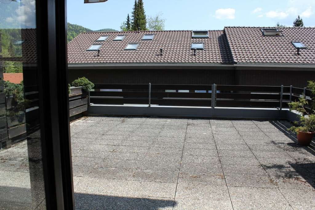 Immobilie in Schliersee - ___HEIMELIGS Domizil in RUHIGER Lage___ - Bild 3