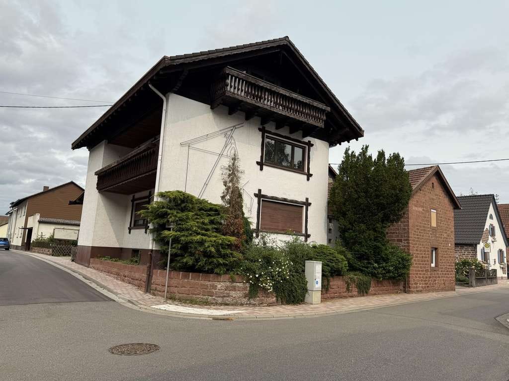Immobilie in Esthal - Großes gemütliches Wohnhaus bei Neustadt/Weinstr - Bild 0