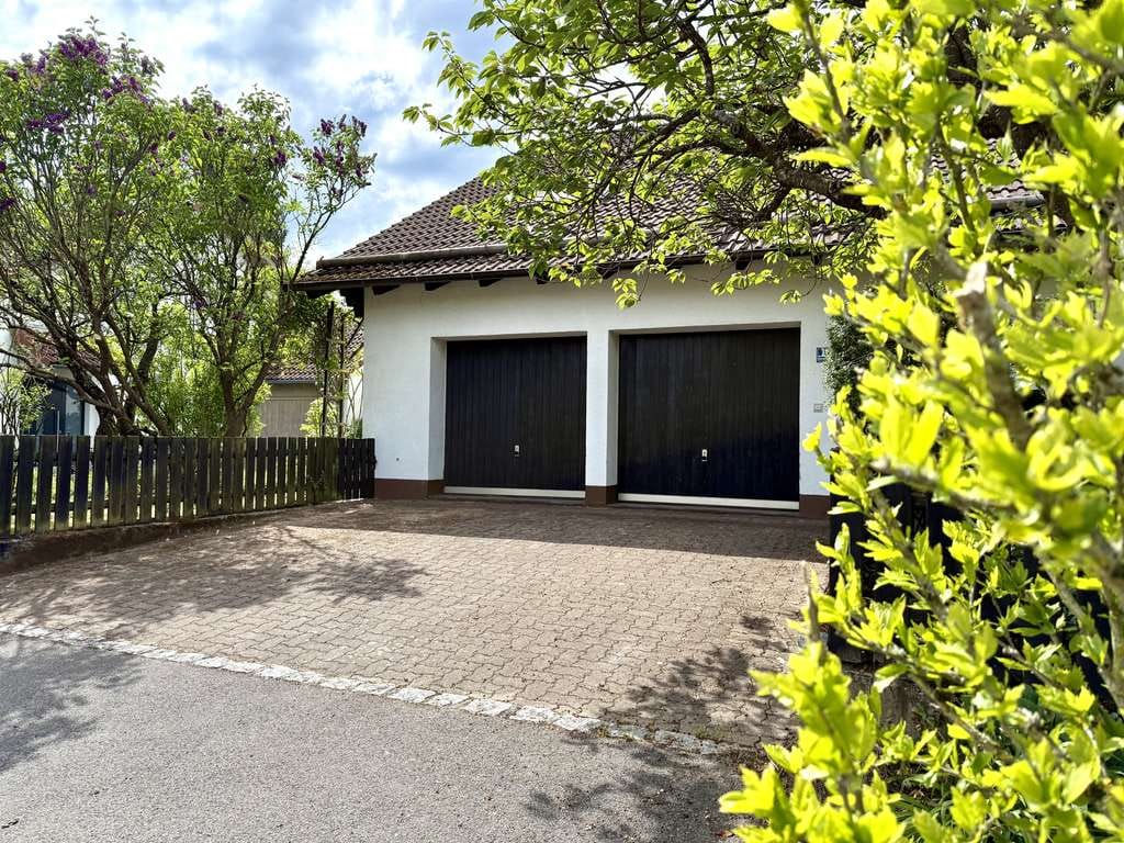 Immobilie in Türkenfeld - Charmantes 70er Jahre Einfamilienhaus in Türkenfeld zu verkaufen - Bild 1