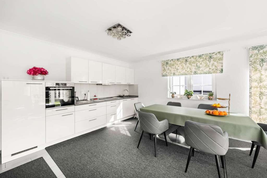 Immobilie in Seukendorf - Barrierefreie Erdgeschosswohnung mit großzügigem Garten - Bild 1