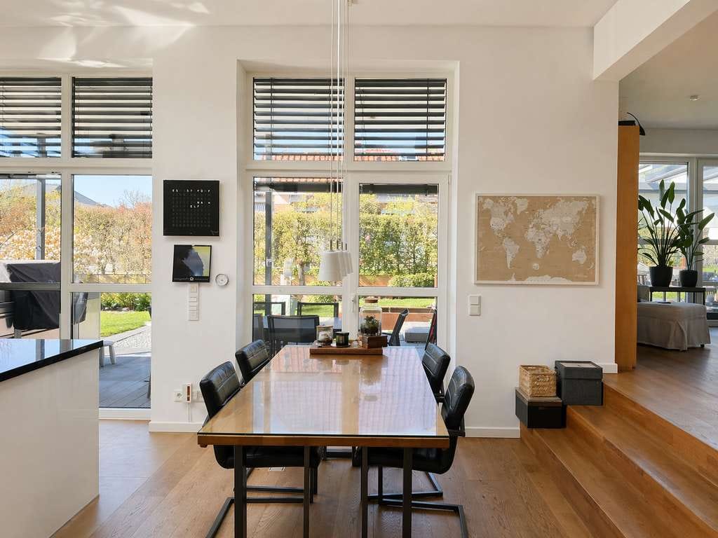 Immobilie in Badendorf - Moderne Architektenvilla mit hochwertiger Ausstattung und hervorragender Anbindung - Bild 3