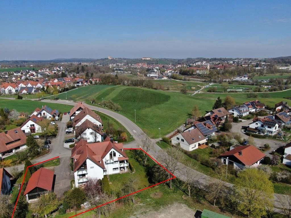 Immobilie in Ellwangen (Jagst) - Mehrfamilienhaus, ideal für größere Familien, Mehrgenarationenwohnen  oder Kaptialanlage - Bild 2