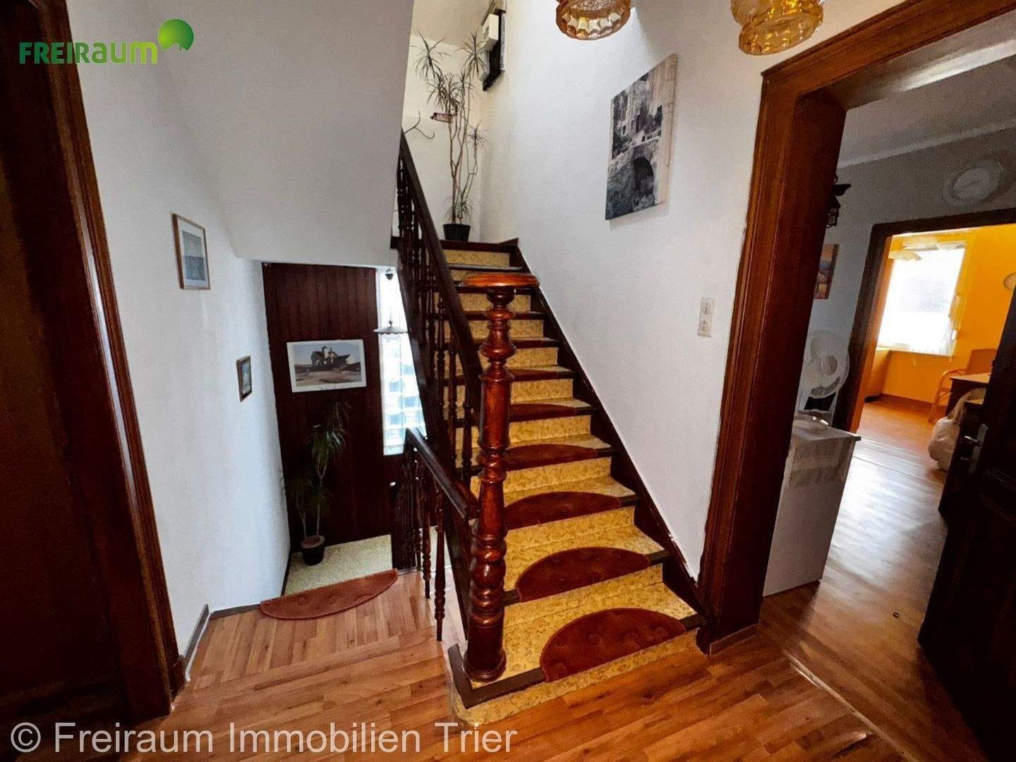 Immobilie in Gerolstein - Gerolstein:  Einfamilienhaus mit Charme und großem Potenzial in gefragter Lage - Bild 3