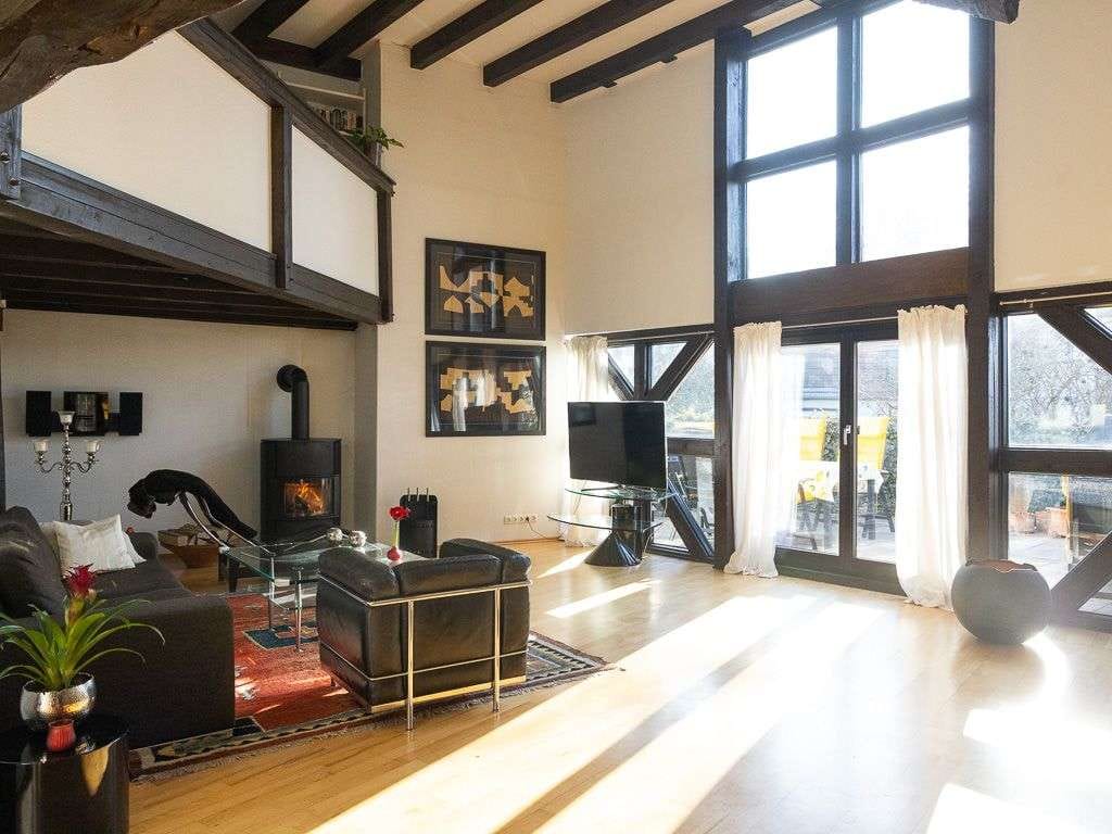 Immobilie in Künzell - Stilvolles Wohnen im historischen Gutshof – Besonderes Reihenmittelhaus mit Galeriecharakter - Bild 0