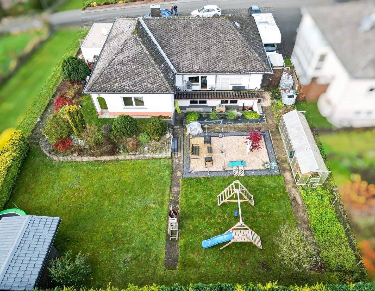 Immobilie in Karlshausen - Einfamilienhaus in Karlshausen mit 5 Schlafzimmern - Bild 1