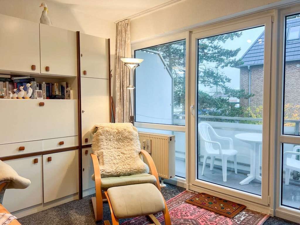 Immobilie in Wangerooge - Klein und fein - Wohnungen mit viel Potenzial in zentraler Lage und Balkon - Bild 3