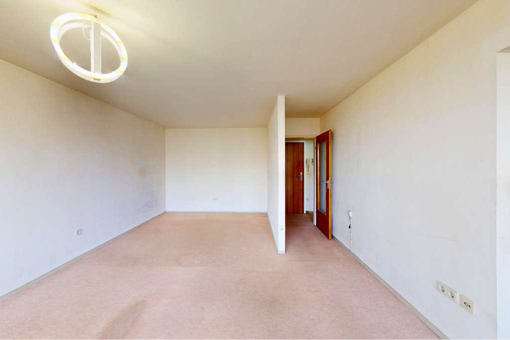 Immobilie in Ingolstadt - ** 1-Zimmer-Wohnung mit Potenzial und Balkon – ideal für Eigennutzer & Kapitalanleger ** - Bild 3