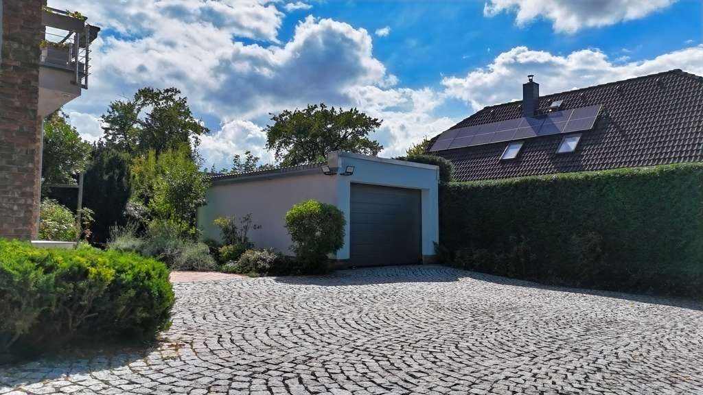 Immobilie in Grammetal - Architektenvilla mit Wohnkomfort und zusätzlich 2 Wohneinheiten
- Nutzungswunder mit Perfektion -  - Bild 3