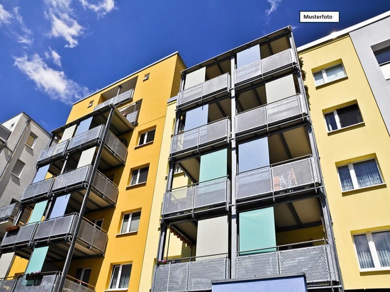 Immobilie in Neustadt bei Coburg - Mehrfamilienhaus in 96465 Neustadt, Bismarckstr. - Bild 0