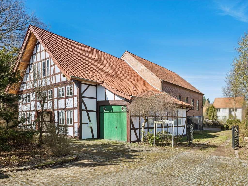 Immobilie in Duingen - Mit Liebe restaurierter Resthof mit diversen Gebäuden in ländlicher Lage von Weenzen-Duingen - Bild 0