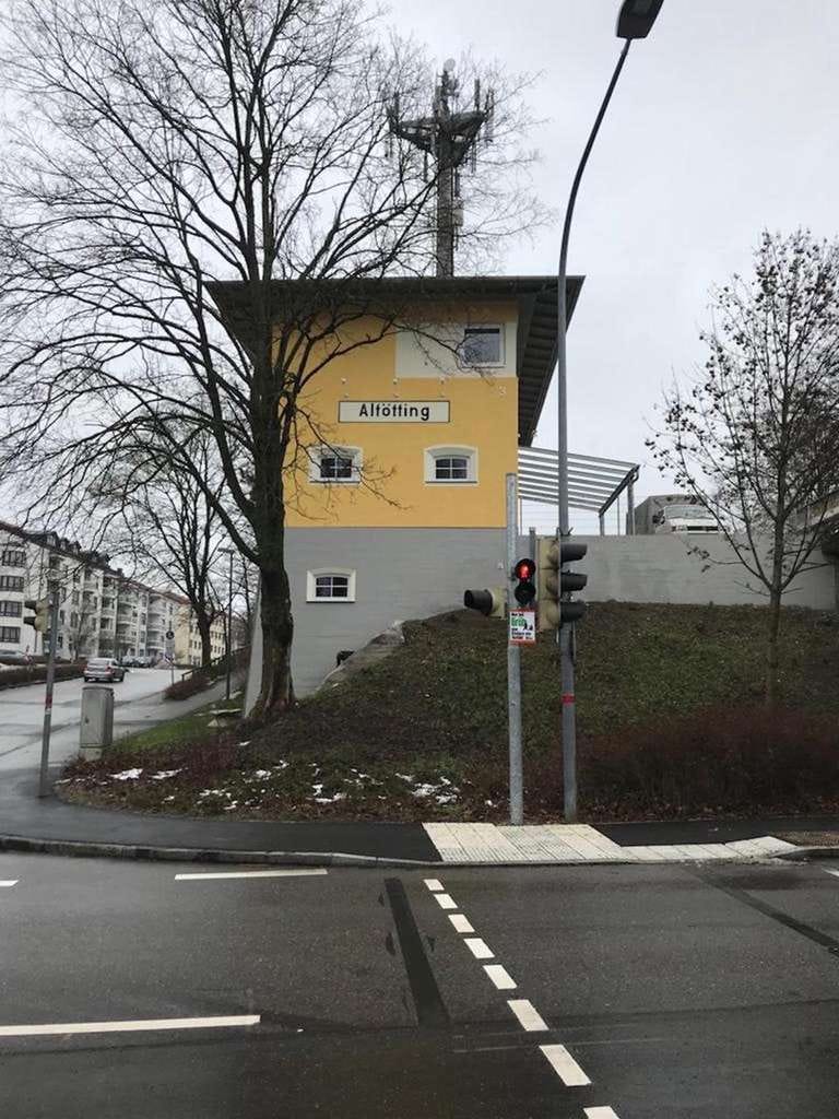 Immobilie in Altötting - Einzigartiges historisches Stellwerk in Altötting - Ein Ort voller Charakter und Möglichkeiten - Bild 3