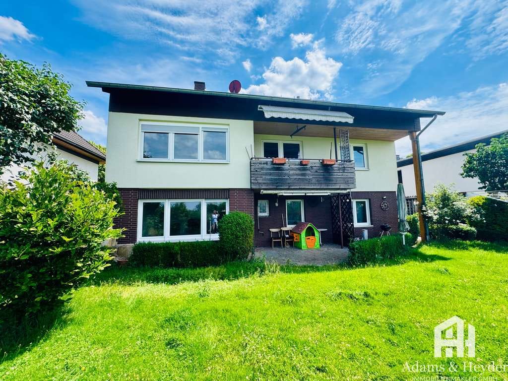 Immobilie in Lohfelden - Traumhafter Fernblick über Kassel in diesem Zweifamilienhaus mit Einliegerwohnung in Lohfelden - Bild 3
