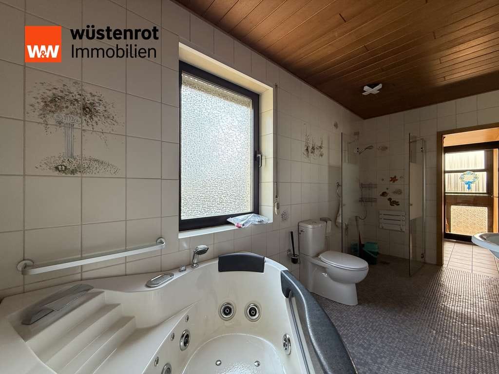 Immobilie in Ensdorf/Saar - Gepflegtes Einfamilienhaus mit Terrasse, Balkon & Ausbaupotenzial in ruhiger Lage von Ensdorf - Bild 4