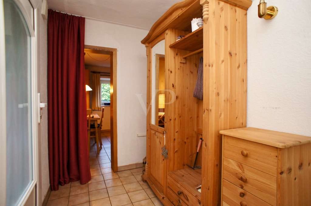 Immobilie in Obernheim-Kirchenarnbach - Wohnhaus mit Nebengebäuden und angrenzendem Waldgrundstück - Bild 1