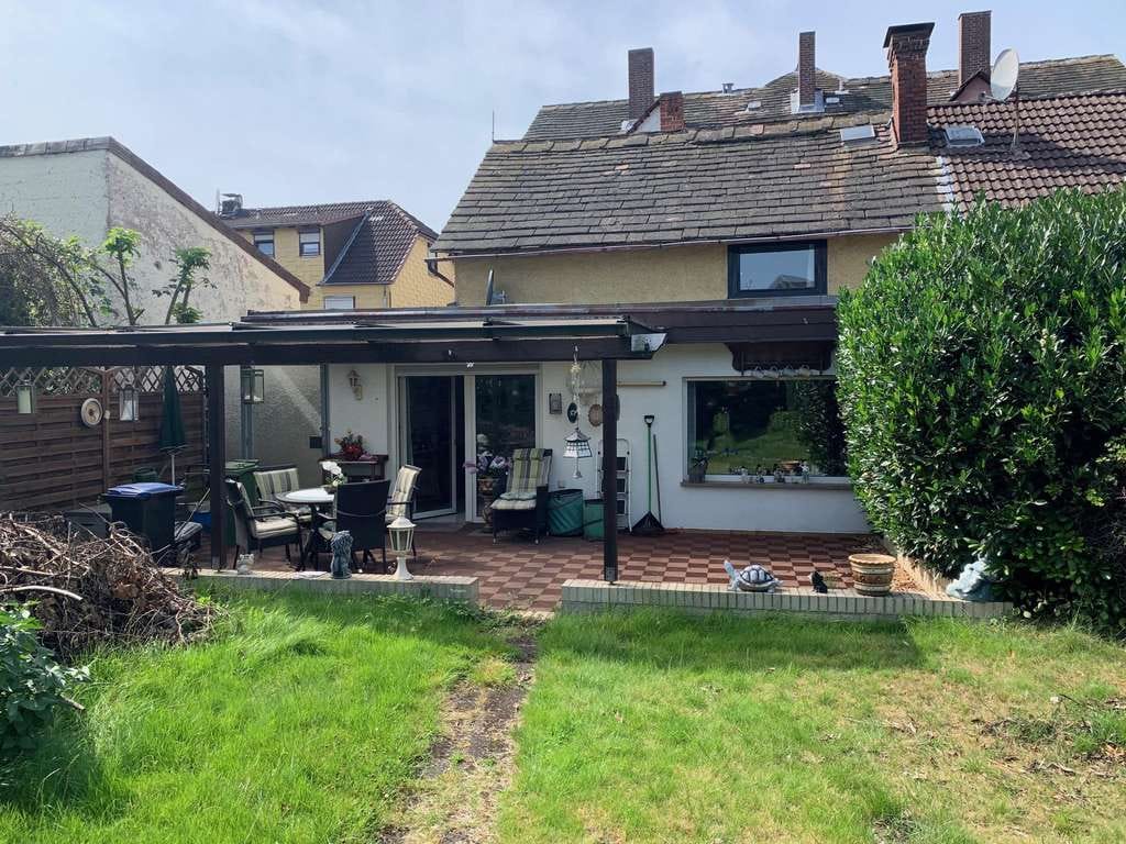 Immobilie in Holzminden - Zentral gelegenes 3-Familienwohnhaus und Einfamilienhinterhaus mit Garten - Bild 0