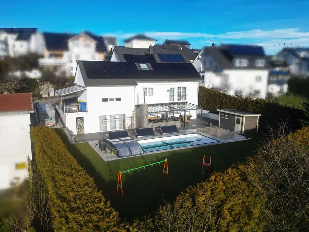 Immobilie in Gunningen - F&D | Großzügiges Einfamilienhaus mit Pool in ruhiger Wohnlage - Bild 1