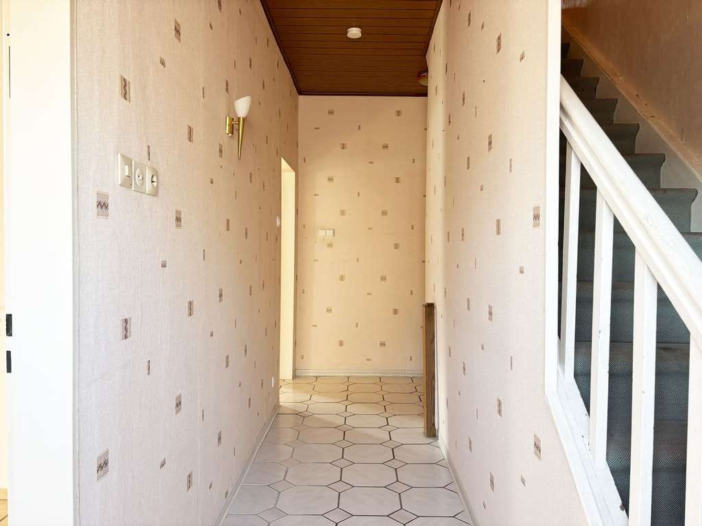 Immobilie in Bocholt - Eigentumswohnung mit Entwicklungspotenzial
- 3-Zimmer, Garage - Bild 2
