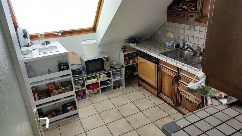 Immobilie in Oberkirch - LICHTDURCHFLUTETE 2,5- ZIMMEREIGENTUMSWOHNUNG IN  ZENTRALER LAGE VON  OBERKIRCH - Bild 4