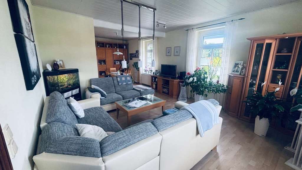 Immobilie in Allstedt - Ein Haus. Zwei Zuhause. Unzählige Möglichkeiten. - Bild 4
