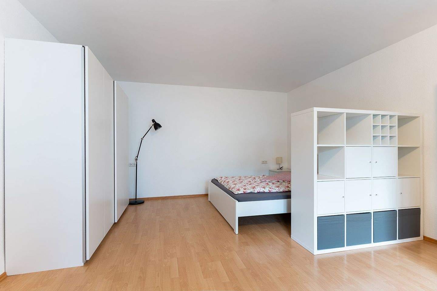 Immobilie in March - Solide Kapitalanlage in der March: Gepflegtes 5-Familienhaus, möbliert, zur Lang- oder Kurzfristvermietung geeignet - Bild 2