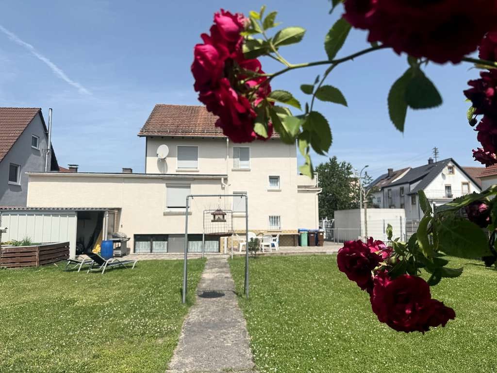 Immobilie in Höheischweiler - Freistehendes 2FH mit Garage in guter Lage von Höheischweiler - Bild 0