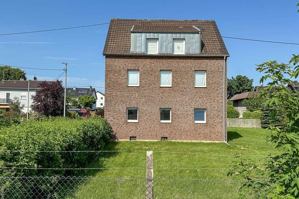 Immobilie in Bornheim - 4-Familienhaus in Rheinnähe - Ihre neue Kapitalanlage - Bild 3