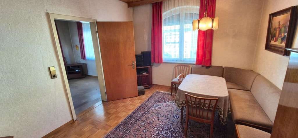 Immobilie in Salach - Charmante Doppelhaushälfte in ruhiger Lage mit großem Garten - Garage - Balkon - Bild 4