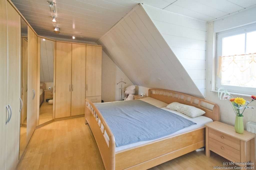 Immobilie in Hatten - Doppelhaushälfte in Wohneigentum mit Garage in ruhiger Lage in Sandkrug - Bild 4