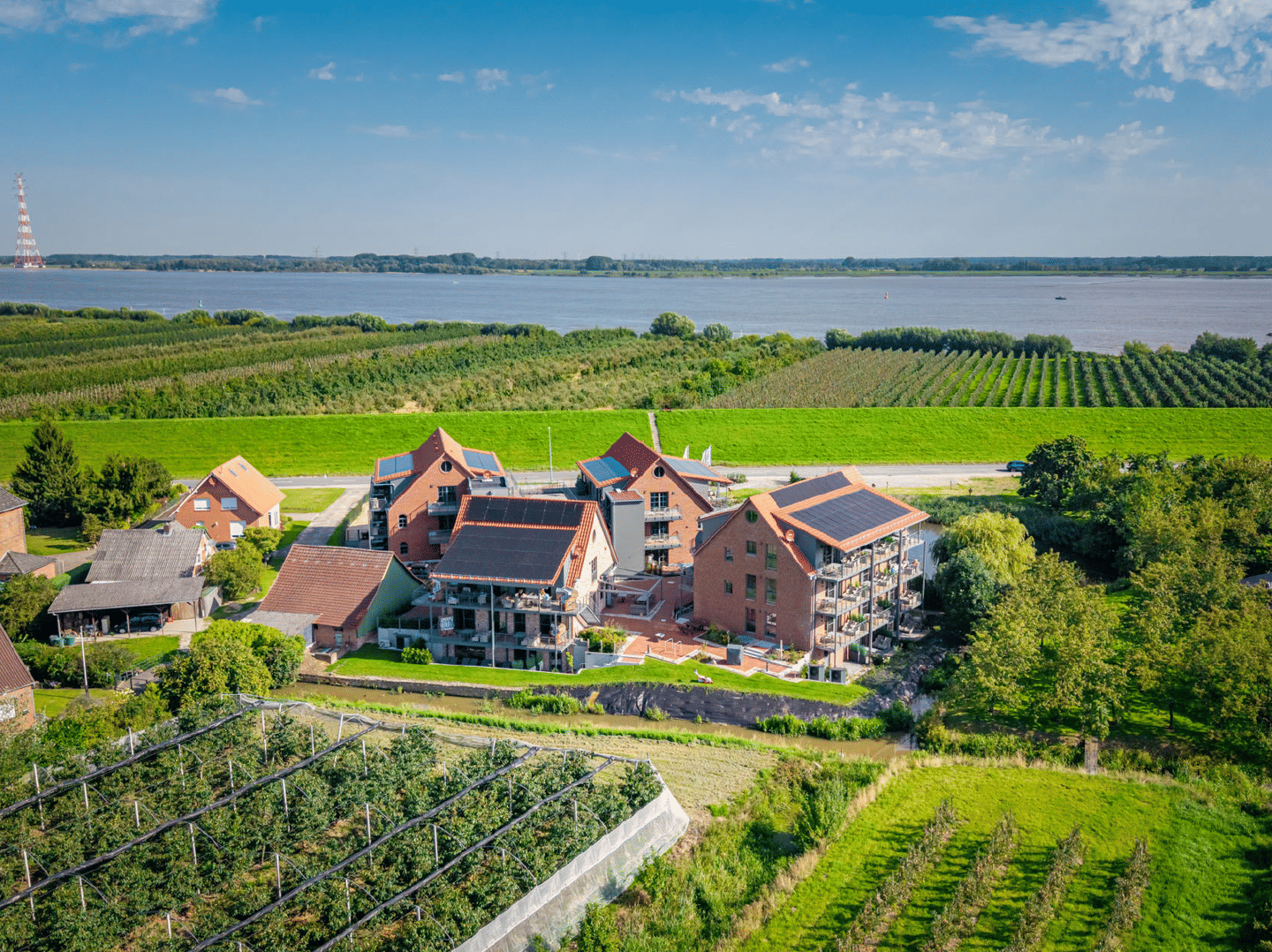 Immobilie in Grünendeich - Starke Kapitalanlage mit Wertsteigerung - Moderne Neubau-Ferienwohnung im Alten Land - mit professionellem Vermietungsservice - PROVISIONSFREI - Bild 1