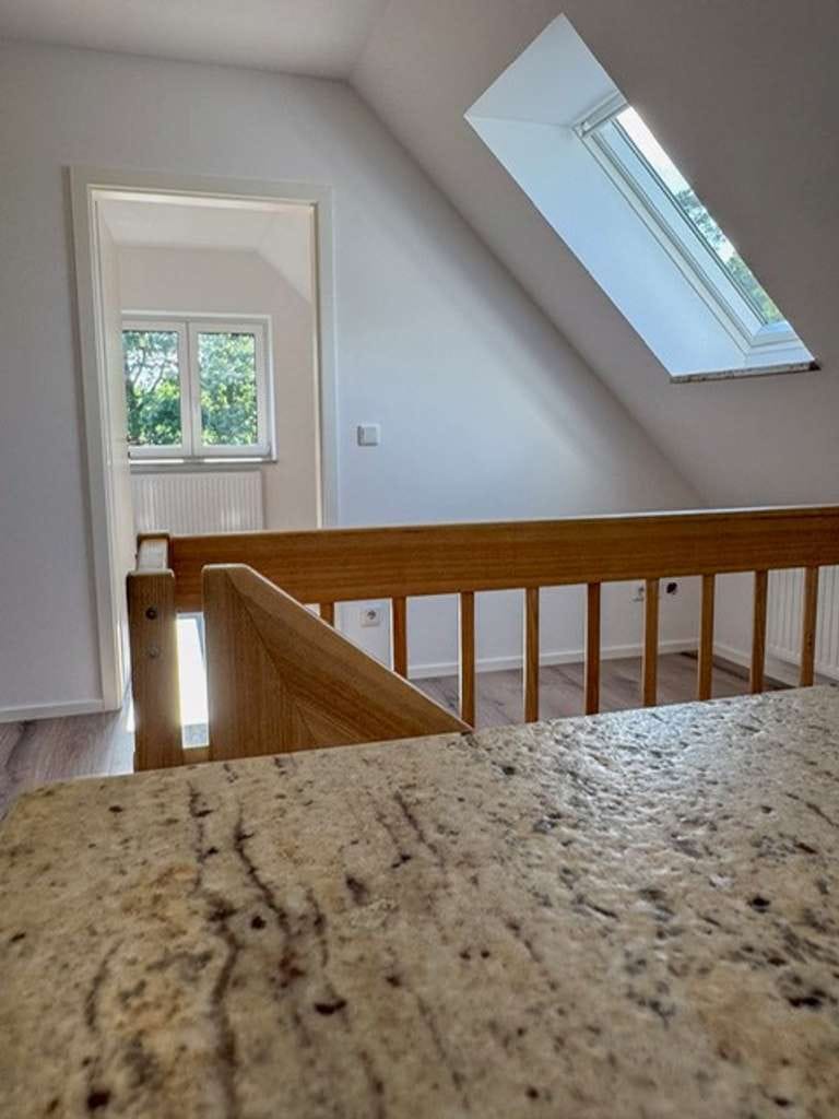 Immobilie in Stechlin - Neuwertiges Einfamilienhaus am Stechlinsee – Wohnen mitten in Natur mit eigenem Waldgrundstück - Bild 4
