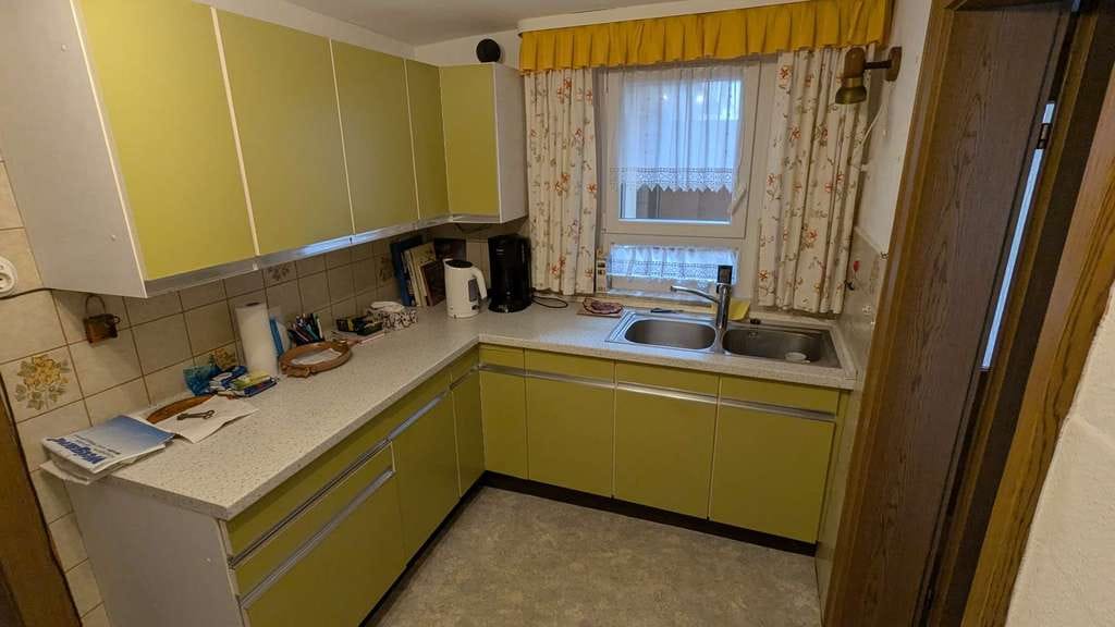 Immobilie in Kitzingen - Gepflegtes Reihenmittelhaus mit rustikalem Charme und Garten in Kitzingen - Bild 4