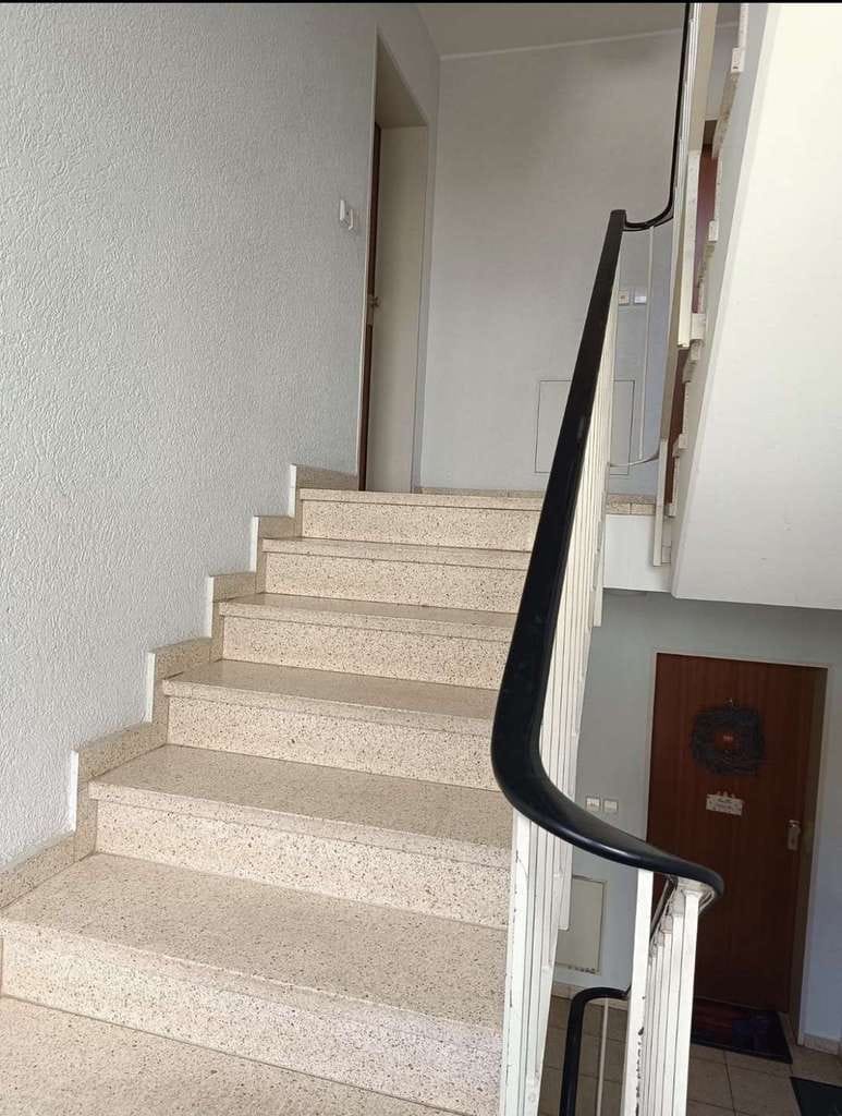 Immobilie in Hainichen - Modernisierte 2-Zimmer Wohnung incl. Stellplatz ideal für Kapitalanleger - Bild 4