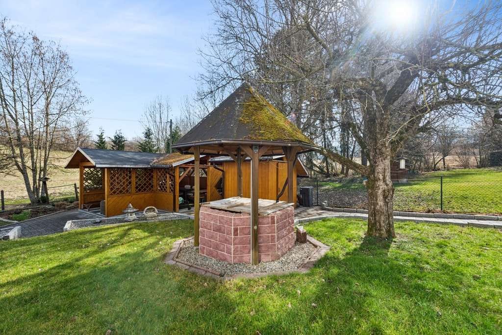 Immobilie in Balingen - Provisionsfrei – Modernes Mehrgenerationenhaus mit großem Garten in ruhiger Lage - Bild 2