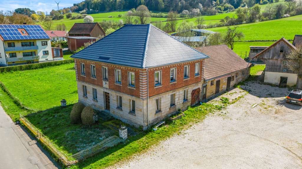 Immobilie in Pottenstein - Potenzialstarkes EFH!  Naturnahes Wohnprojekt in der  Fränkischen Schweiz - Bild 4
