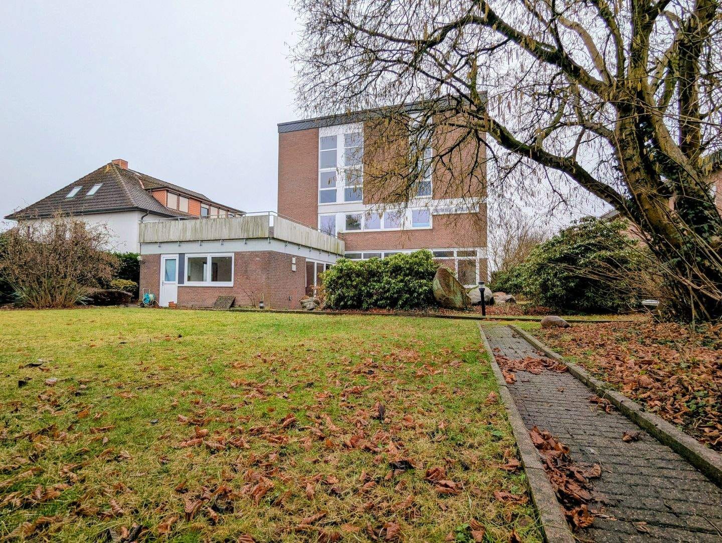 Immobilie in Oyten - Wohn-Geschäftshaus - alte Eichenapotheke - zentral in OYTEN - Bild 2