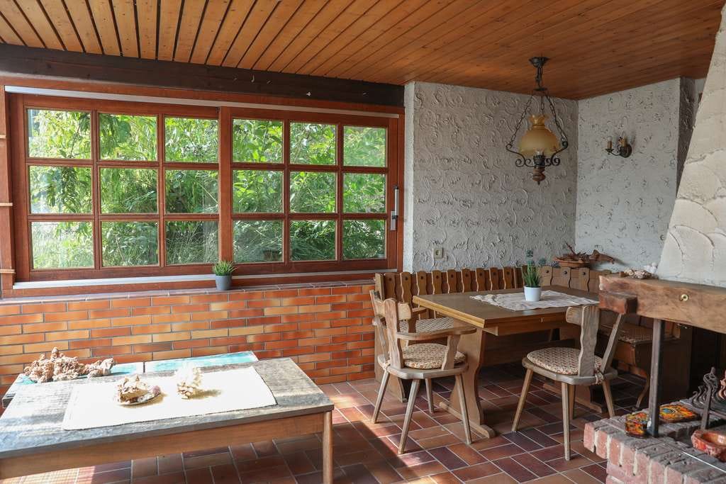 Immobilie in Lohr am Main - Ein Haus mit Charakter und Aussicht ins Grüne - Bild 0