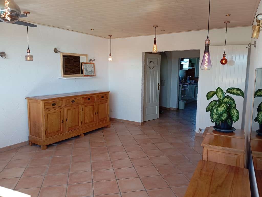 Immobilie in Schwalbach - Helle, gut geschnittene 3-Zimmer Wohnung - Bild 2