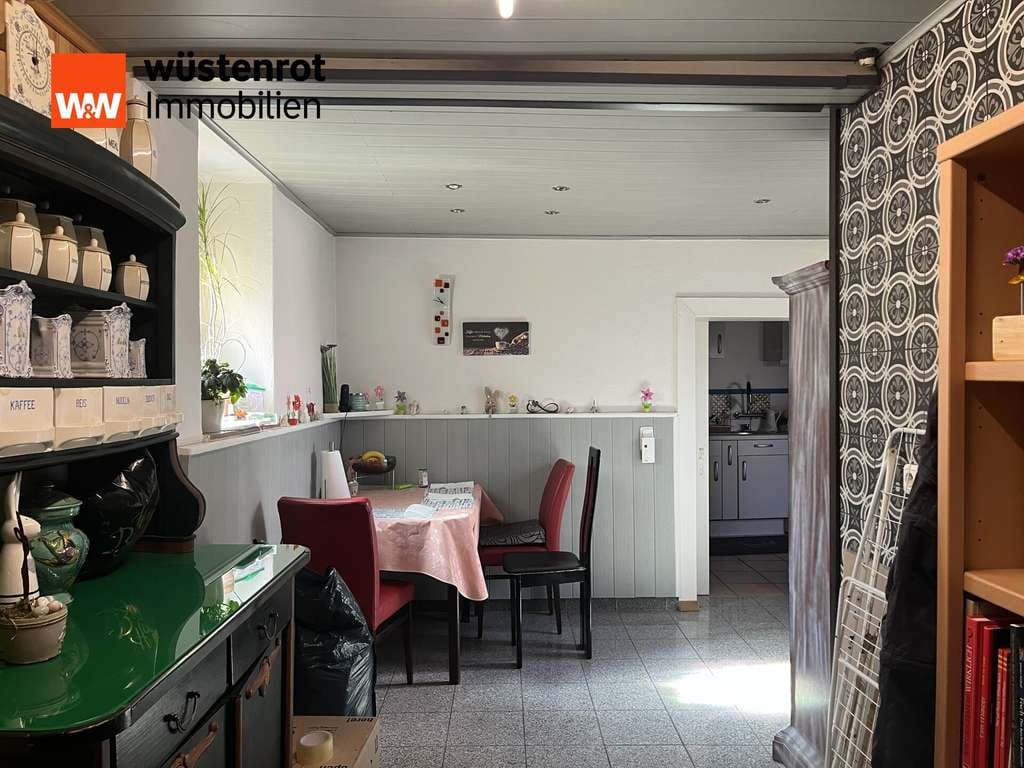 Immobilie in Nierstein - Gepflegtes Einfamilienhaus mit Innenhof & Balkon - Bild 3