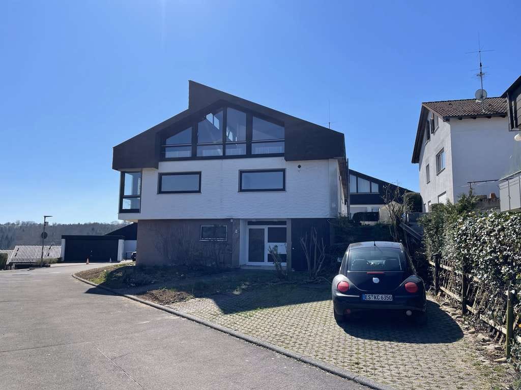 Immobilie in Aichtal - Großzügiges Architektenhaus mit ELW/Büro - Bild 3