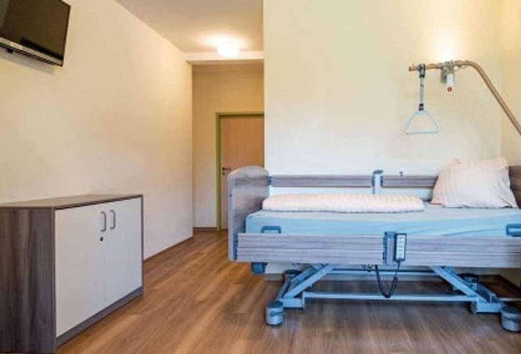 Immobilie in Renchen - Jetzt investieren in ihre eigene renditestarke Pflegeimmobilie - Bild 1