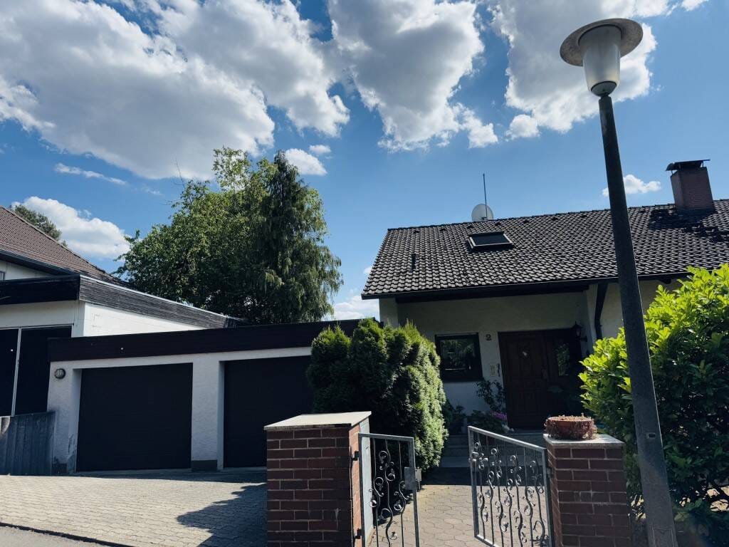 Immobilie in Uttenreuth - Top gepflegtes Einfamilienhaus in toller Lage von Uttenreuth-Weiher - Bild 3