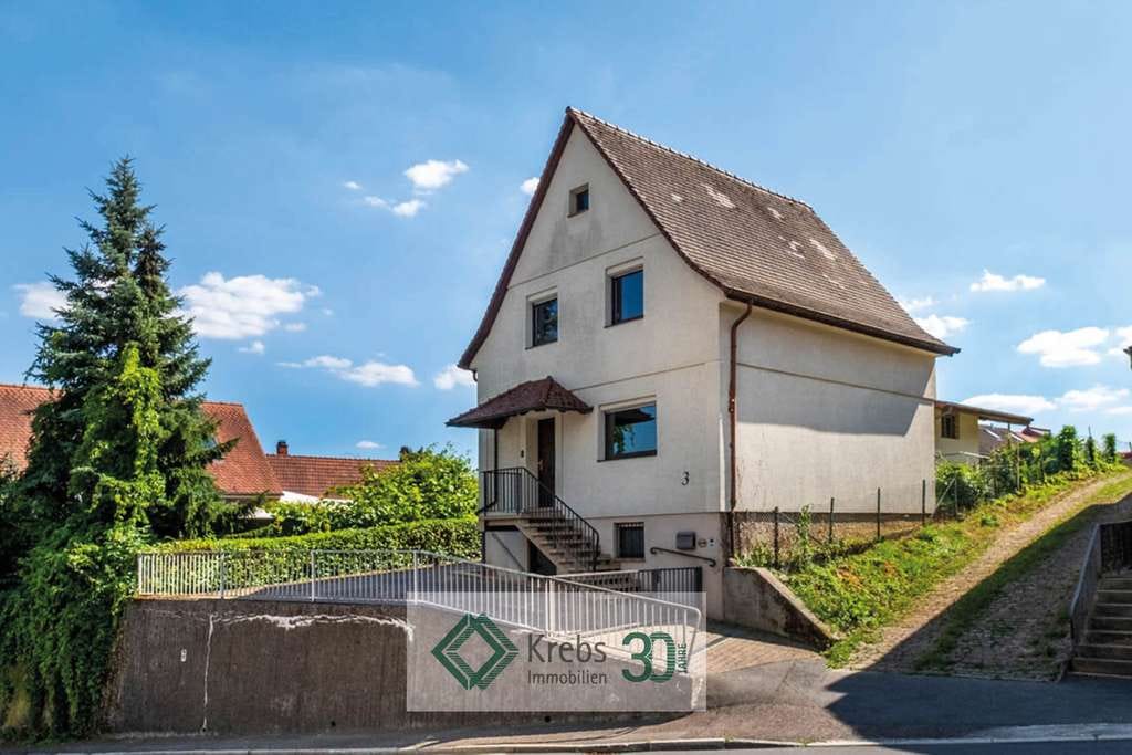 Immobilie in Bammental - Klein, aber kann fein werden: Wohnhaus mit Garten, kleiner Garage und Gestaltungspotenzial - Bild 0